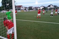 Viel zu organisieren gab es im Testspiel gegen den VfR Groß-Gerau