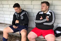 Lucas Weber und Bastian Heist staunen über die Leistung des TVC und den fünften Sieg in Folge